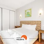 #099 1br Caliços Quiet&local *