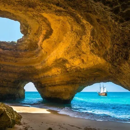 #099 T1 Calicos By Holidays شقة *